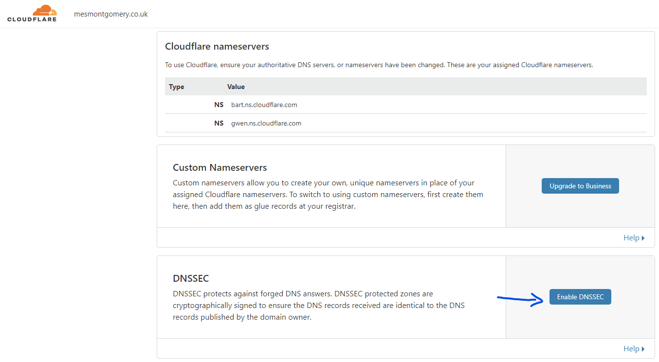 Highlighting the enable DNSSEC button within Cloudflare